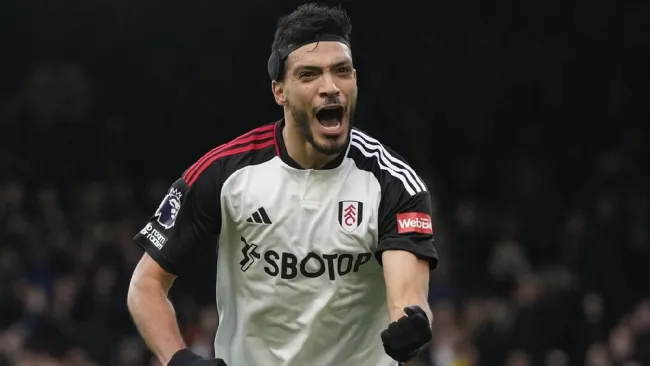 Gol de Raúl Jiménez elegido como el mejor del mes para el Fulham en Premier League 