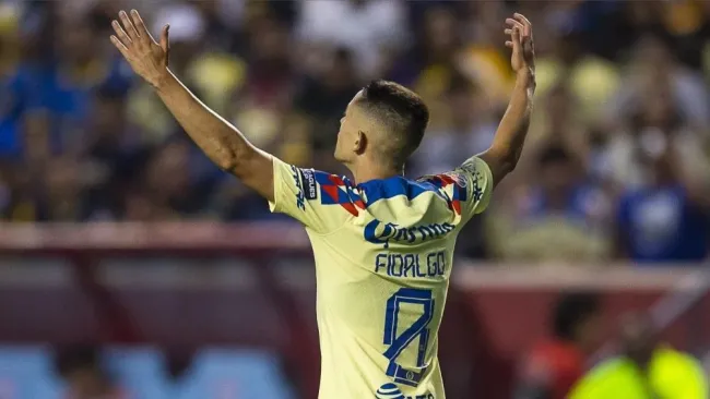 Álvaro Fidalgo podría jugar con el Tri