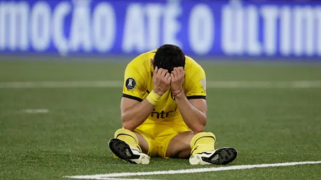 Peñarol cayó goleado en Brasil