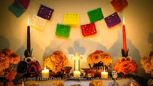 ¿Qué significado tienen los colores del papel picado? Aquí te lo decimos 