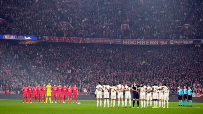 Bayern Munich está de luto: Muere aficionado tras colapso en el estadio