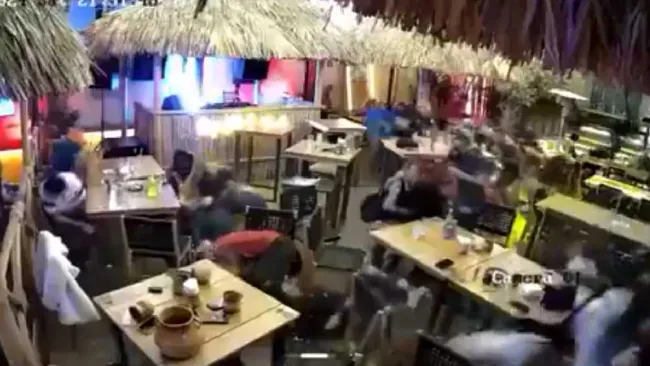 Ataque armado en bar de Querétaro deja 10 muertos y varios heridos