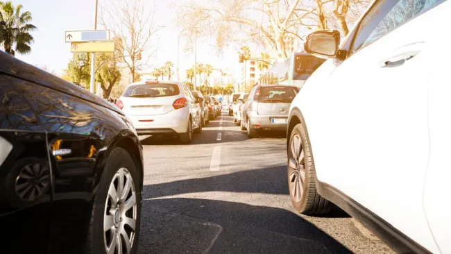 Toda la semana te informamos de los días que no circula tu auto. 
