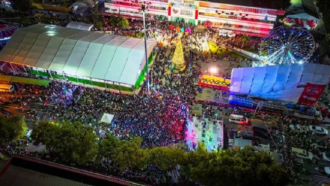 ¡Abren pista de hielo gratis en la CDMX! Aquí te decimos dónde se ubica