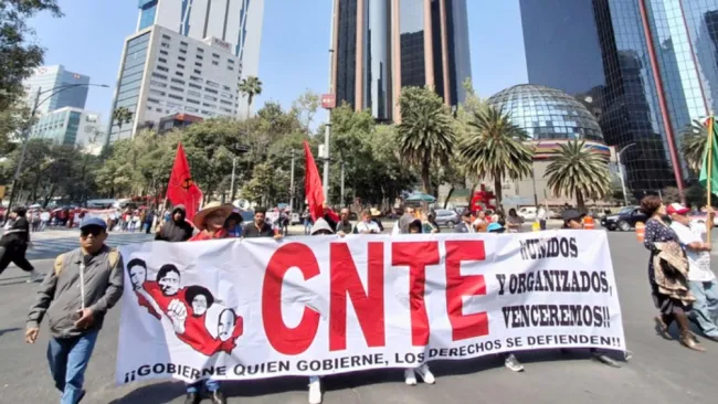 El magisterio suspenderá las clases de nivel básico.