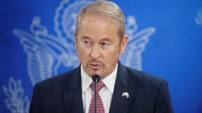 Donald Trump nombra a Ronald Johnson como Embajador de Estados Unidos en México 