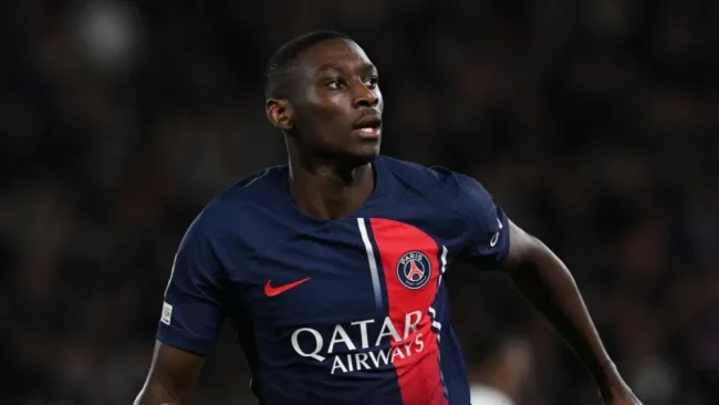 Kolo Muani apunta a salir del PSG en enero
