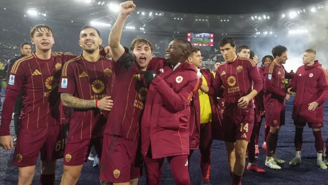 Roma vence a Lazio en el derbi