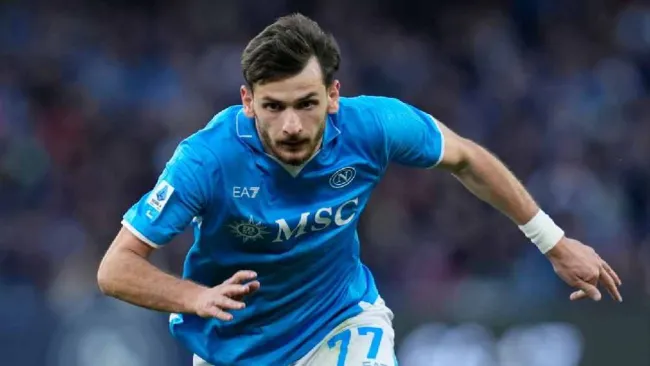 Khvicha Kvaratskhelia será nuevo futbolista del Paris Saint-Germain