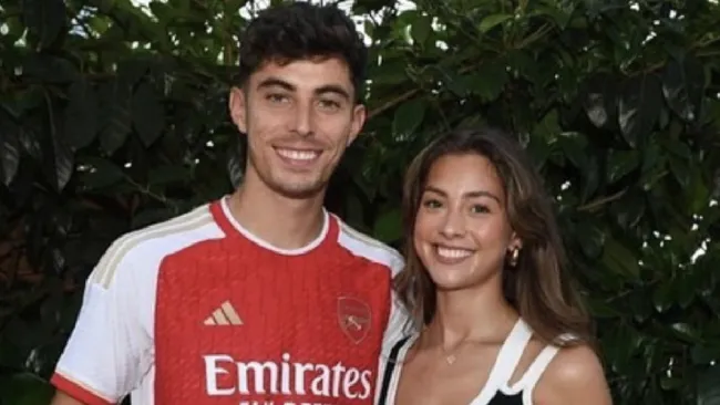 Esposa de Kai Havertz, sufre de amenazas en redes sociales; Arsenal investiga el asunto