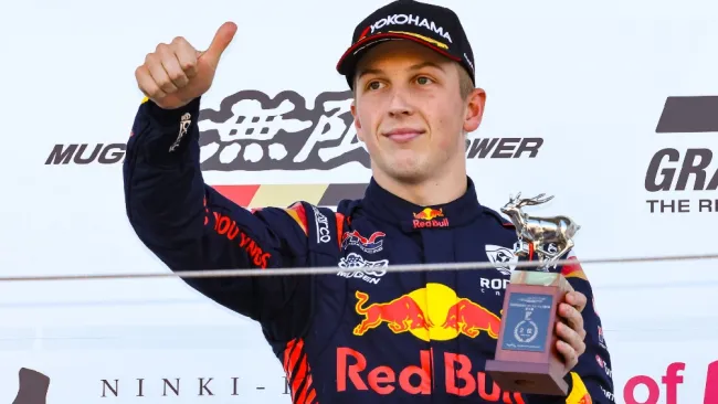 Papá de Verstappen aconseja a Liam Lawson