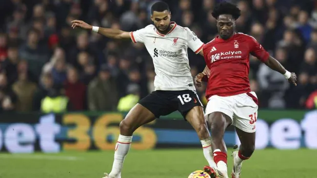 Liverpool rescata el empate para mantener ventaja sobre Nottingham Forest