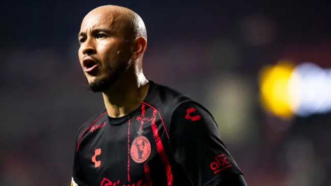 Xolos de Tijuana hace oficial la salida de Carlos González del equipo