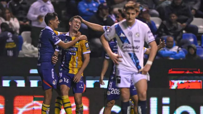 Atlético San Luis se burla del uniforme de Puebla