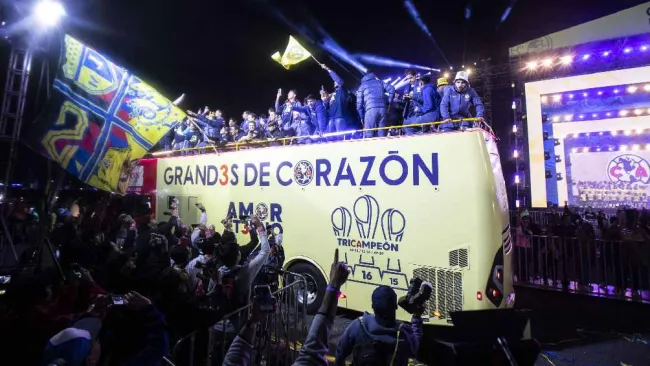 Aficionados de América sufren robos durante festejo del Tricampeonato