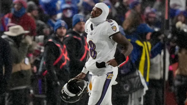 Lamar Jackson asume culpa tras eliminación de Ravens: “No podemos permitir esa mier…”