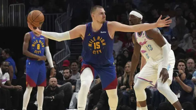 Nikola Jokic con triple-doble lleva a Nuggets a vencer 113-100 a Magic