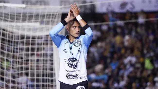 Pablo Barrera rompió maldición ante Pumas