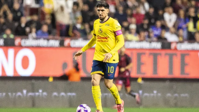 Diego Valdés puede ser el primero en salir 