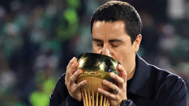 Efraín Juárez rompe el silencio y revela razón de su renuncia de Atlético Nacional