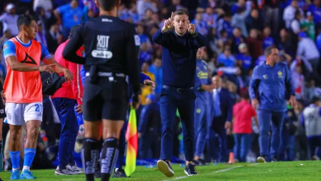 Porto confirma negociaciones con Cruz Azul para liberar a Martín Anselmi