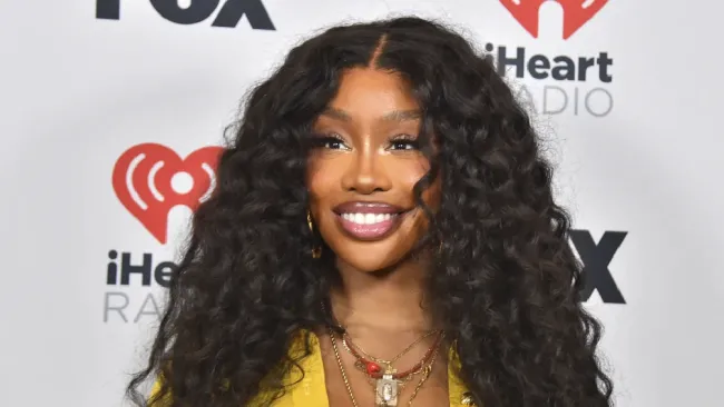 NFL confirma a SZA como invitada en el Show de medio tiempo