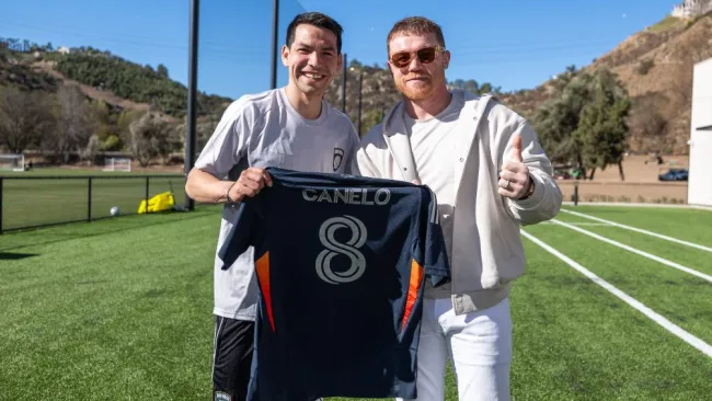 Canelo Álvarez visita a Chucky Lozano en instalaciones de San Diego FC