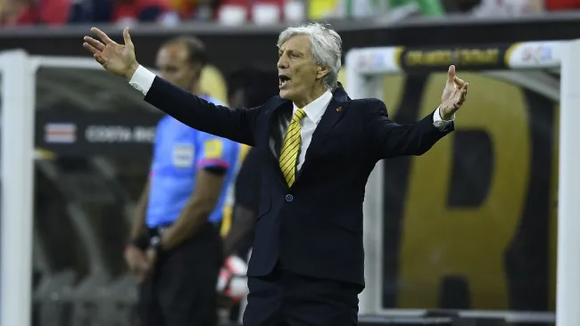 José Néstor Pékerman apunta a Perú