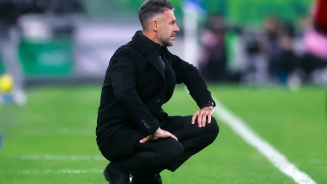 Martín Demichelis se engancha con afición de Rayados durante duelo ante Pachuca