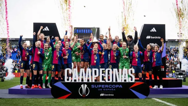 Barcelona golea a Real Madrid en Supercopa Femenina