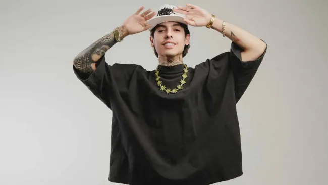 Amenazan a Natanael Cano y Tito Torbellino Jr. con "pintas" en escuelas de Sonora