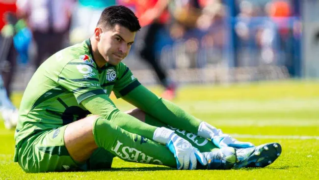 Pumas hace oficial la salida de Julio González