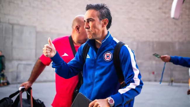 Cruz Azul mantendrá a Vicente Sánchez en el banquillo