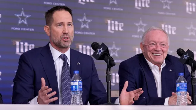 Proteger a Dak Prescott, la apuesta de Jerry Jones con Brian Schottenheimer