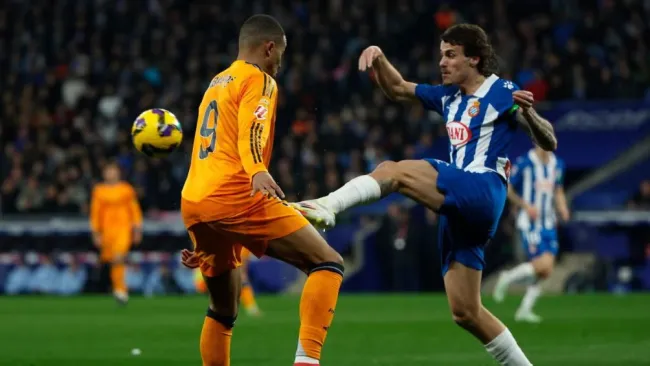 Imágenes del arbitraje entre el Madrid vs el Espanyol