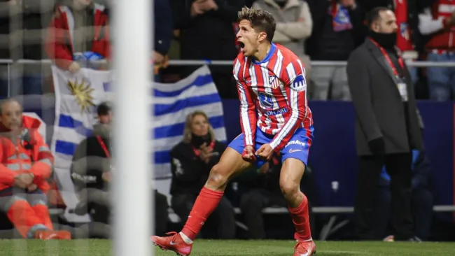 Giuliano Simeone celebrando uno de los goles del Atleti
