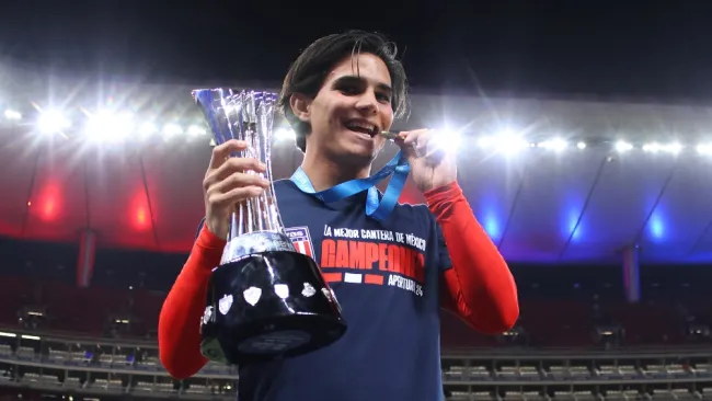 Bruce El-Mesmari, quien llegó como refuerzo a Chivas, será jugador del Querétaro 