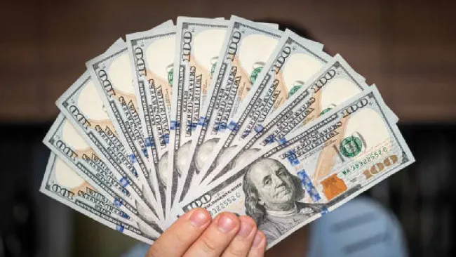 Precio del dólar 5 de febrero 2025: El peso mexicano pierde terreno ante el dólar