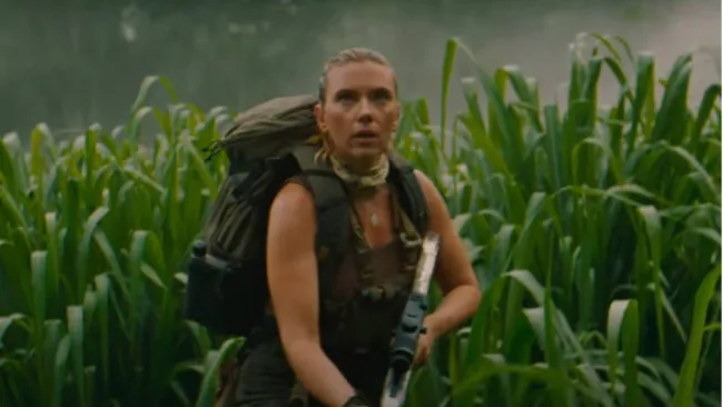 "Jurassic World Rebirth": Primer tráiler con Scarlett Johansson 