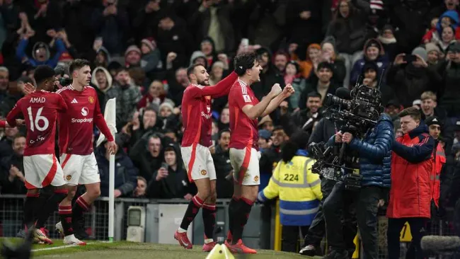 Harry Maguire, con gol de último minuto, le da triunfo a Manchester United