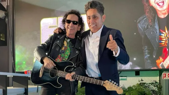 Jorge Campos se avienta palomazo de 'ADO' con Álex Lora en el Viernes Botanero