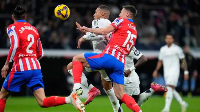 Le perdonan la expulsión a Ceballos en el derbi entre Real Madrid y Atlético de Madrid