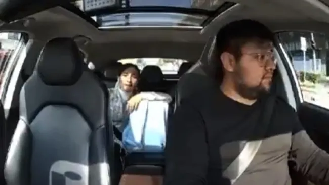 La pasajera empezó a inventar un delito que no se estaba cometiendo.