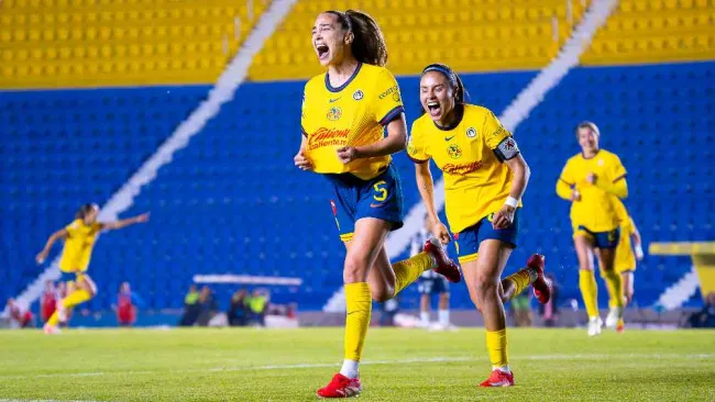 América femenil viene de atrás y vence a Rayadas para acercarse al liderato