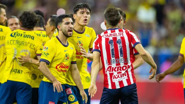 Brizuela sobre enfrentar al América: “Jugar tres clásicos seguidos genera estrés”