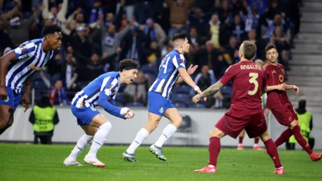 Porto rescató empate ante AS Roma en la Europa League
