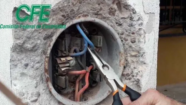 ¿Cuáles son las consecuencias legales por robar luz en México?