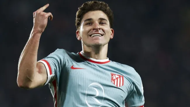 Manchester United desembolsaría 144 millones de euros por Julián Álvarez, reportan en España