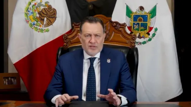 Kuri González propone prohibir redes sociales a niños