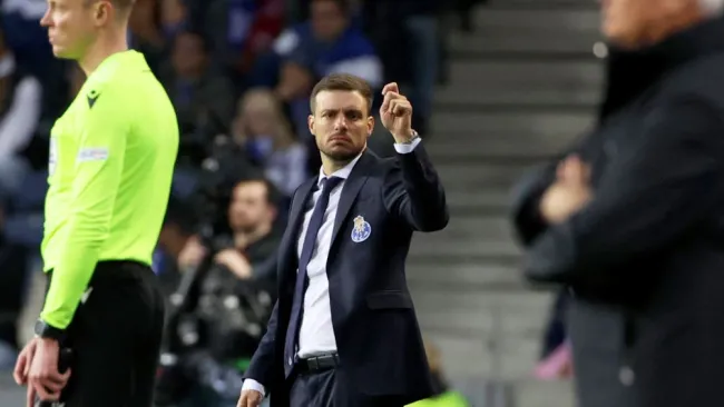 Prensa portuguesa reacciona tras eliminación de Porto y Martín Anselmi